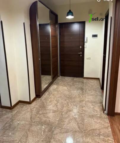 3 սենյականոց բնակարան Նազարեթ Սուրենյան փողոցում, 79 ք.մ., 2/9 հարկ, եվրովերանորոգված