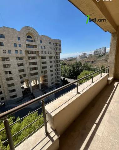 4 սենյականոց բնակարան նորակառույց շենքում Սերո Խանզադյան փողոցում, 125 քմ, 8/10 հարկ, 3+ սանհանգույց