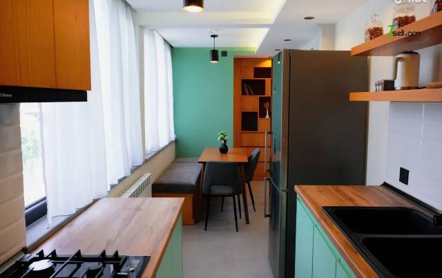 3 սենյականոց բնակարան Դավիթ Անհաղթի փողոցում, 76 ք.մ., 2/4 հարկ, դիզայներական ոճով վերանորոգված