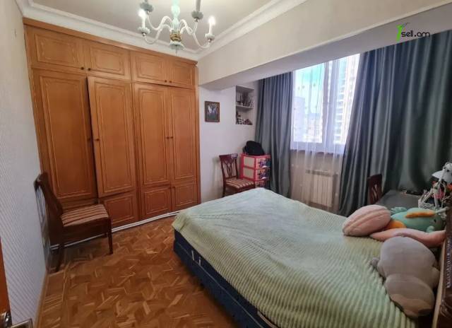 3 սենյականոց բնակարան Նալբանդյան փողոցում, 80 ք.մ., 10/12 հարկ, կապիտալ վերանորոգված