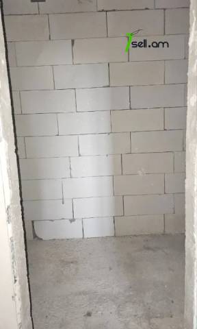 4 սենյականոց բնակարան նորակառույց շենքում Վիկտոր Համբարձումյանի փողոցում, 96 քմ, 7/14 հարկ