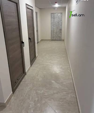 4 սենյականոց բնակարան նորակառույց շենքում Քանաքեռ Զեյթունում, 139 ք.մ., 6/16 հարկ, 2 սանհանգույց