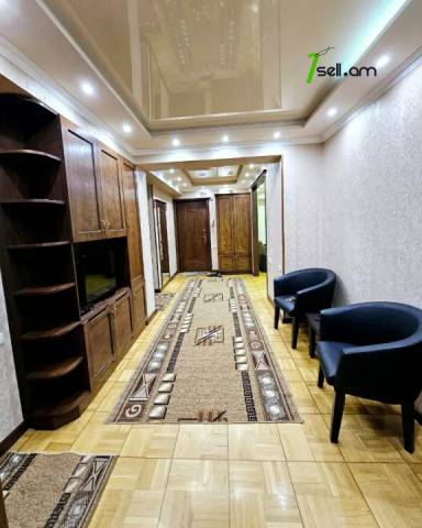 4 սենյականոց բնակարան Ամիրյան փողոցում, 130 ք.մ., նախավերջին հարկ, 2 սանհանգույց