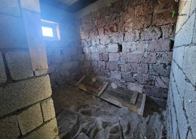 Երկու հարկանի տուն 27-րդ փողոցում Զովունիում, 120 ք.մ., 2 սանհանգույց