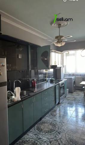 3 սենյականոց բնակարան, Հարավ Արևմտյան Բ2 թաղամաս, 100 քմ, 3/9 հարկ, 2 սանհանգույց