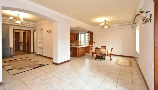 Երեք հարկանի քարե տուն, Նոյ թաղամաս Մալաթիա Սեբաստիայում, 430 քմ, 2 սանհանգույց