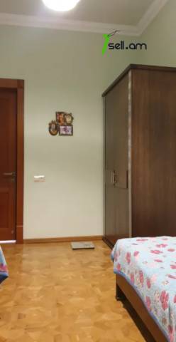 Երկու հարկանի քարե տուն Գաջեգործների փողոցում Էրեբունիում, 120 քմ, կապիտալ վերանորոգված