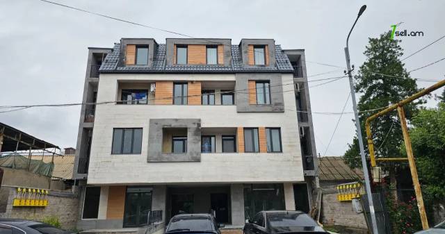 3 սենյականոց բնակարան նորակառույց շենքում Մուրացանի փողոցում, 80 քմ, 2 սանհանգույց, բարձր առաստաղներ