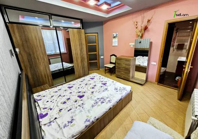 3 սենյականոց բնակարան նորակառույց շենքում Երվանդ Քոչարի փողոցում, 105 ք.մ., 3+ սանհանգույց