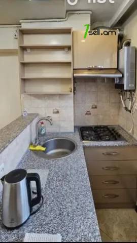 2 սենյականոց բնակարան Սարյանի փողոցում, 46 ք.մ., 9/12 հարկ, կապիտալ վերանորոգված