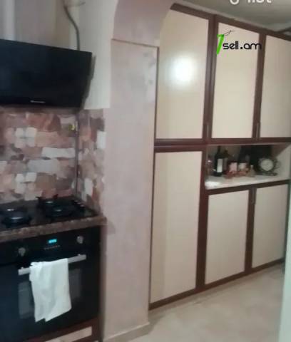 3 սենյականոց բնակարան Սամվել Սաֆարյան փողոցում, 76 քմ, 1/5 հարկ, դիզայներական ոճով վերանորոգված