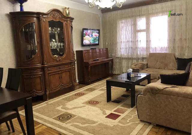 4 սենյականոց բնակարան Արամ Խաչատրյանի փողոցում, 100 ք.մ., 2 սանհանգույց, 3/10 հարկ