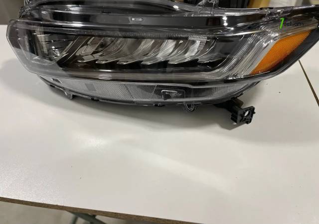 Honda Accord լուսարձակ ֆառ սովորական տարբերակ