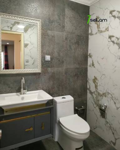 Երկու հարկանի տուն, Վահագնի Թաղամաս Աջափնյակում, 200 ք.մ., 3+ սանհանգույց, կապիտալ վերանորոգված