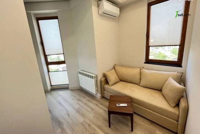 3 սենյականոց բնակարան նորակառույց շենքում Կոմիտասի պողոտայում, 55 ք.մ., 10/15 հարկ, բարձր առաստաղներ