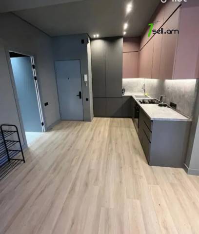 3 սենյականոց բնակարան նորակառույց շենքում Կոմիտասի պողոտայում, 56 ք.մ., 10/15 հարկ, բարձր առաստաղներ