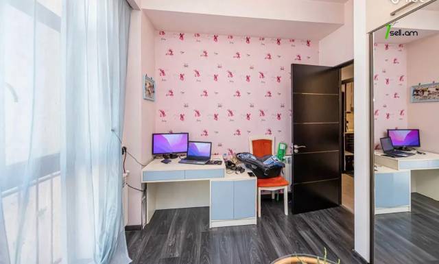 3 սենյականոց բնակարան նորակառույց շենքում Սասնա Ծռերի փողոցում, 67 ք.մ., բարձր առաստաղներ