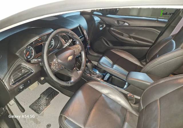 Chevrolet Cruze հետչբեք, 1.4 լ, 2017 թ.