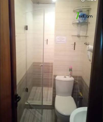 2 սենյականոց բնակարան Մոսկովյան փողոցում, 48 քմ, 2/6 հարկ, բարձր առաստաղներ, եվրովերանորոգված