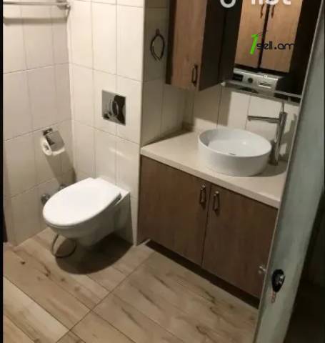 4 սենյականոց բնակարան Սարյանի փողոցում, 88 ք.մ., բարձր առաստաղներ, նախավերջին հարկ