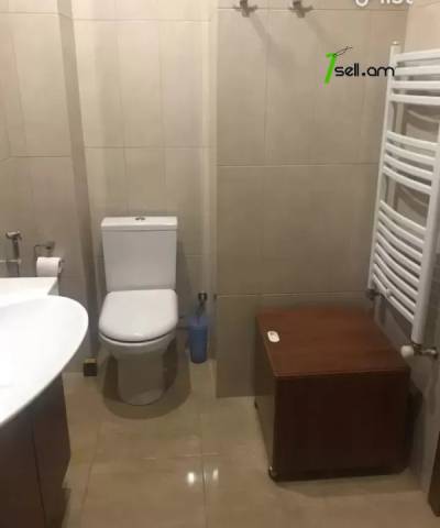 2 սենյականոց բնակարան նորակառույց շենքում Վիկտոր Համբարձումյանի փողոցում, 87 քմ, 7/14 հարկ