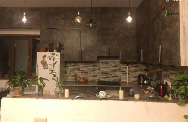 Մեկ հարկանի քարե տուն Հաղթանակի 1-ին փողոցում Մալաթիա Սեբաստիայում, 150 քմ, 2 սանհանգույց