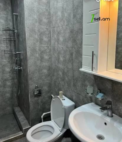 3 սենյականոց բնակարան նորակառույց շենքում Մինսկի փողոցում, 63 քմ, նախավերջին հարկ, եվրովերանորոգված