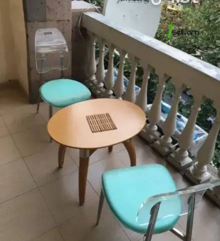 3 սենյականոց բնակարան Սարյանի փողոցում, 97 ք.մ., բարձր առաստաղներ, նախավերջին հարկ