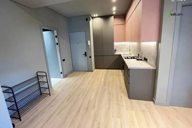 3 սենյականոց բնակարան նորակառույց շենքում Կոմիտասի պողոտայում, 56 ք.մ., 10/15 հարկ, բարձր առաստաղներ