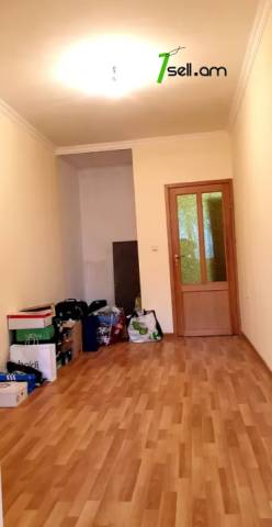 4 սենյականոց բնակարան, Դավթաշեն 1-ին թաղամաս, 114 ք.մ., 1/9 հարկ, եվրովերանորոգված