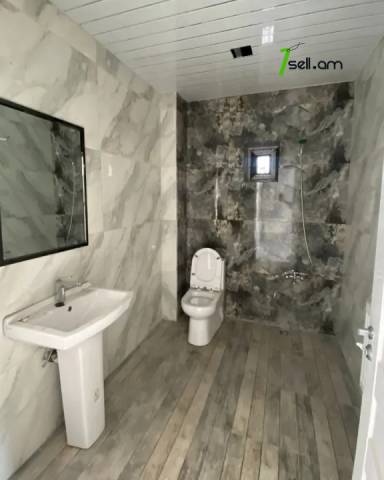 Երկու հարկանի քարե տուն Ադմիրալ Իսակովի պողոտայում Մալաթիա Սեբաստիայում, 200 քմ, 2 սանհանգույց