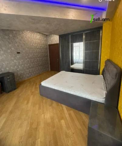 4 սենյականոց բնակարան նորակառույց շենքում Լվովյան փողոցում, 140 ք.մ., 2/16 հարկ, 2 սանհանգույց