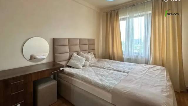 3 սենյականոց բնակարան Զաքարիա Քանաքեռցու փողոցում, 80 քմ, 5/9 հարկ, մի քանի պատշգամբ