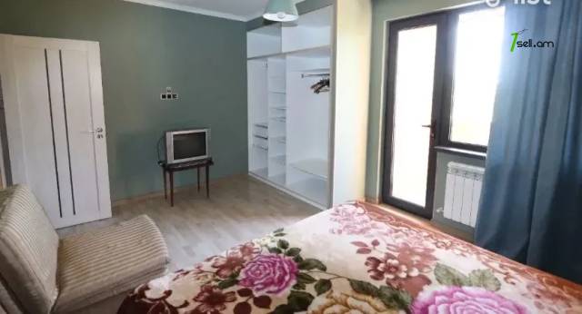 3 սենյականոց բնակարան Գայի պողոտայում, 90 ք.մ., 2/12 հարկ, կապիտալ վերանորոգված