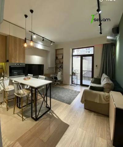 2 սենյականոց բնակարան նորակառույց շենքում Երզնկյան փողոցում, 61 քմ, 2/5 հարկ, բարձր առաստաղներ