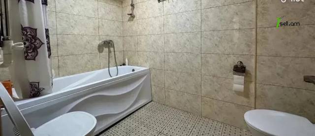 3 սենյականոց բնակարան նորակառույց շենքում Ադոնցի փողոցում, 83 ք.մ., 2/8 հարկ, 2 սանհանգույց