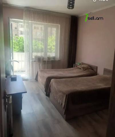 4 սենյականոց բնակարան Կարախանյան փողոցում, 115 ք.մ., 2/9 հարկ, 2 սանհանգույց, կապիտալ վերանորոգված