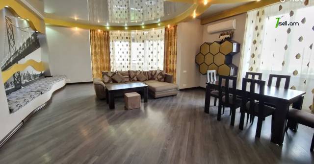Ընդարձակ 3 սենյականոց բնակարան նորակառույց շենքում Նաիրի Զարյան փողոցում, 175 քմ, 12/16 հարկ
