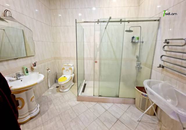 Երկու հարկանի քարե տուն, Դուրյան թաղամաս Ավանում, 2400 ք.մ., 3+ սանհանգույց, մեծ հողամաս