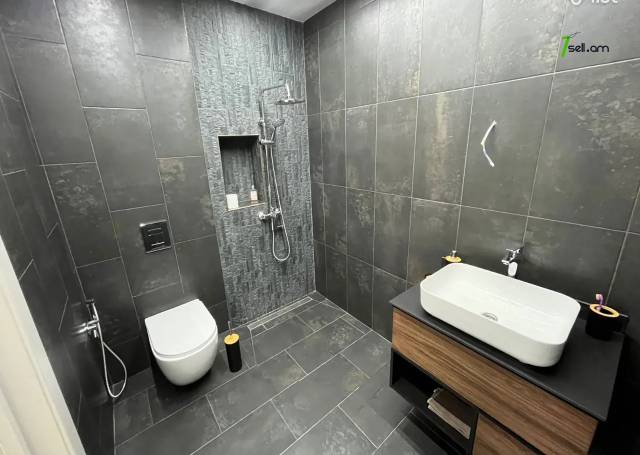 2 սենյականոց բնակարան նորակառույց շենքում, Նիկողայոս Տիգրանյան փողոցի փակուղի, 59 ք.մ.