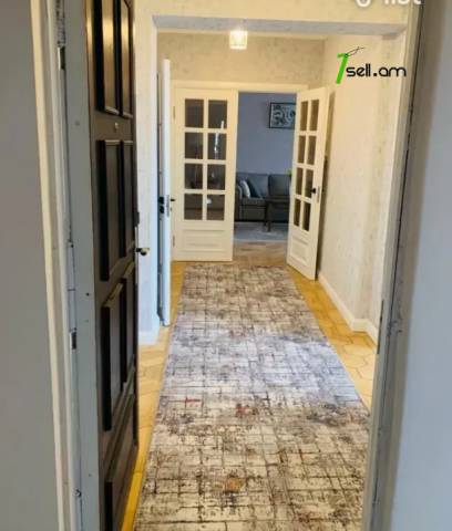 3 սենյականոց բնակարան Գայի պողոտայում, 80 ք.մ., նախավերջին հարկ, կապիտալ վերանորոգված