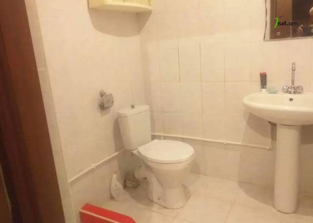 2 սենյականոց բնակարան Հանրապետության փողոցում, 42 ք.մ., կապիտալ վերանորոգված