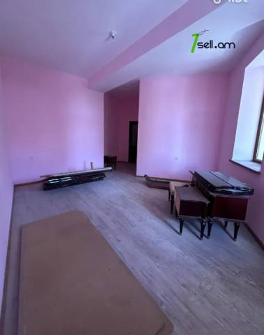 Բազմաֆունկցիոնալ գույք Կոմիտասի պողոտայում Արաբկիրում, 134 քմ