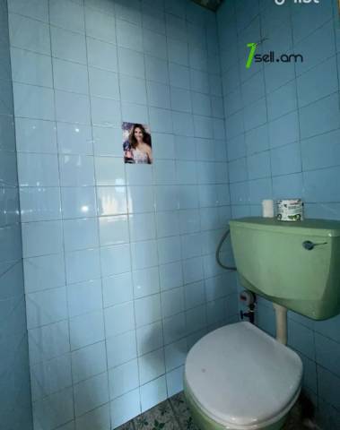 3 սենյականոց բնակարան Սեբաստիայի փողոցում, 74 քմ, նախավերջին հարկ, մասնակի վերանորոգում