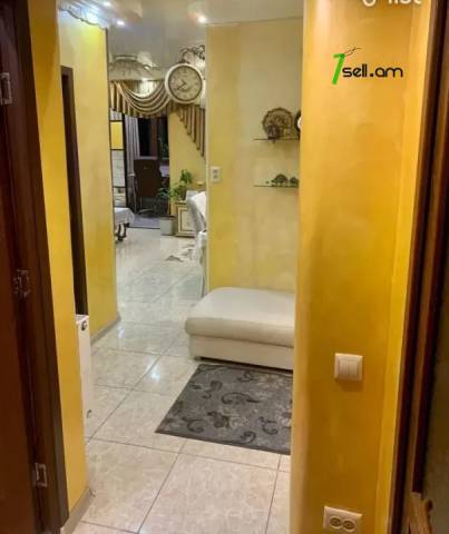 3 սենյականոց բնակարան Բաշինջաղյան փողոցում, 67 ք.մ., կապիտալ վերանորոգված