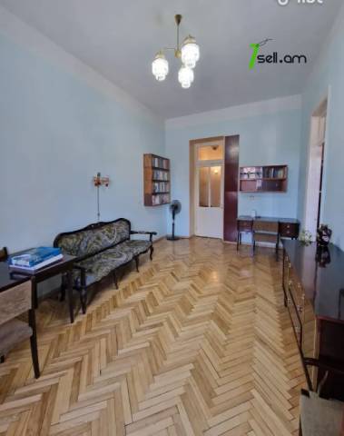 3 սենյականոց բնակարան Ազատության պողոտայում, 83 քմ, նախավերջին հարկ, բարձր առաստաղներ