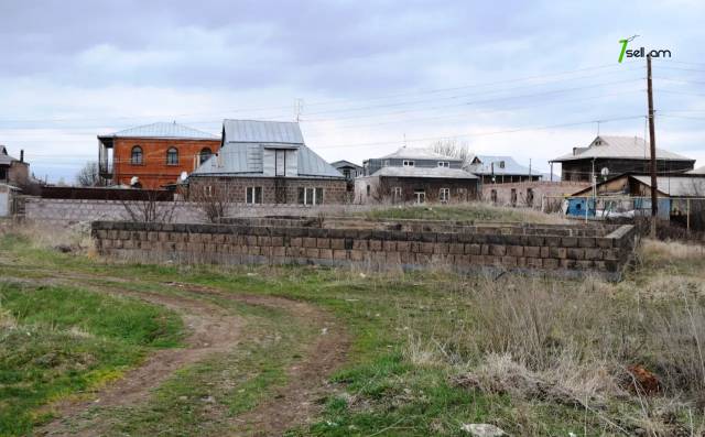 Հողատարածք ընդհանուր օգտագործման Ախուրյանում, 1000 ք.մ.