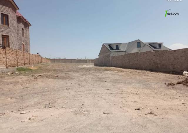 Հողատարածք բնակելի շինությունների համար Պռոշյանում, 1000 ք.մ.