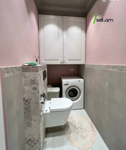 3 սենյականոց բնակարան Աբովյան փողոցում, 88 քմ, 2/5 հարկ, 2 սանհանգույց, բարձր առաստաղներ