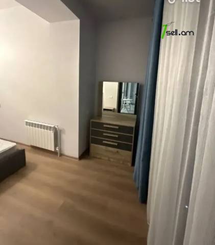 2 սենյականոց բնակարան նորակառույց շենքում Կարապետ Ուլնեցու փողոցում, 63 ք.մ., բարձր առաստաղներ